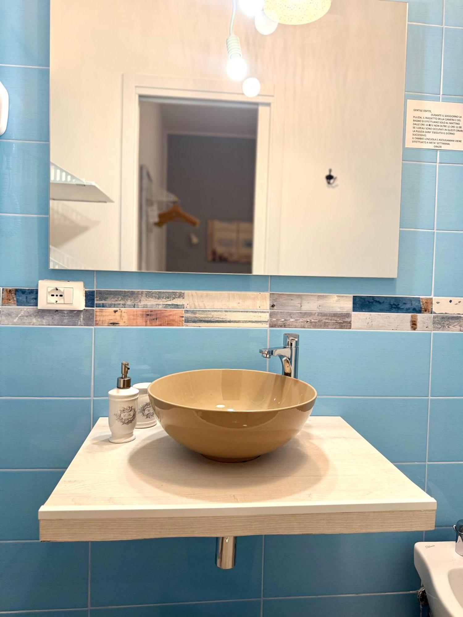 Le Stanze Del Centro Hotel Termoli Bagian luar foto