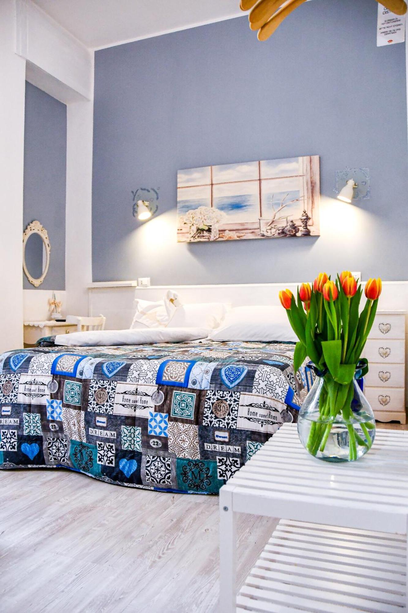 Le Stanze Del Centro Hotel Termoli Bagian luar foto